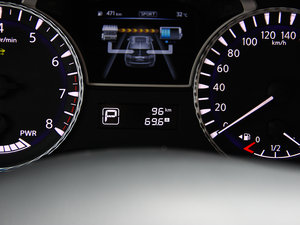 20142.5L Hybird (q)ȫܰ п؅^(q)