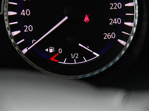 20142.5L Hybird (q)ȫܰ п؅^(q)