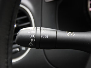 20142.5L Hybird (q)ȫܰ п؅^(q)