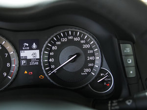 2015款2.5L 豪华版 中控区