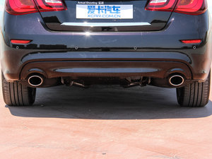 2015款2.5L 悦享版 排气管