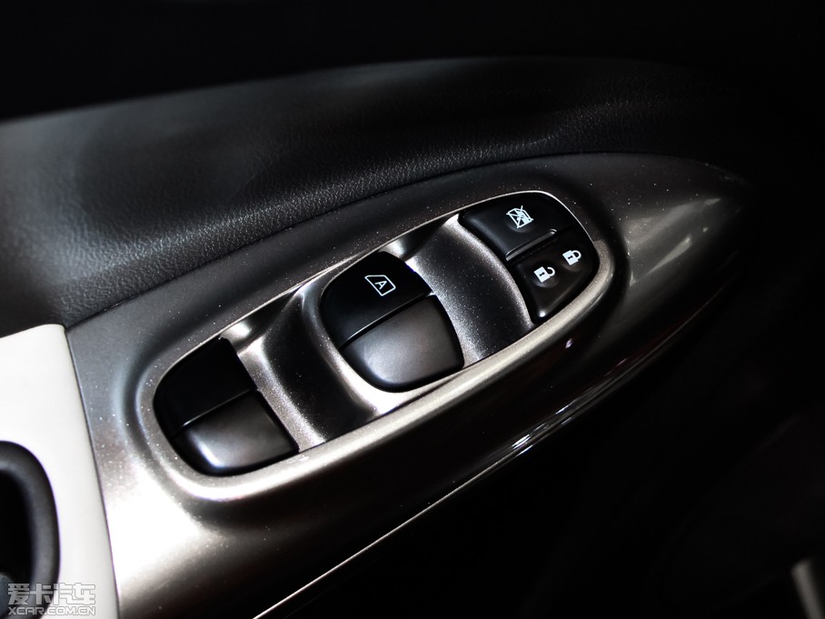 2014��Ӣ�����ESQ 1.6L �����