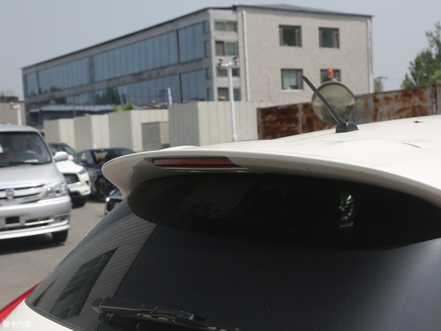 2014��Ӣ�����ESQ 1.6L ���԰�