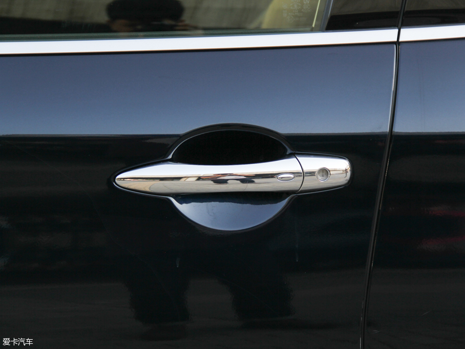 2015ӢQ70L Hybrid 3.5L A