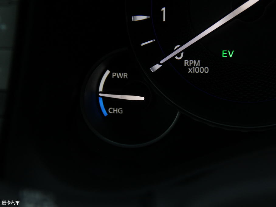 2015ӢQ70L Hybrid 3.5L A