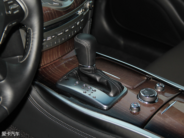 英菲尼迪(進口)2015款Q70L混合動力