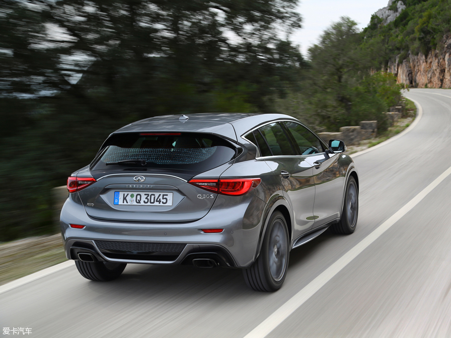 2015��Ӣ�����Q30 S