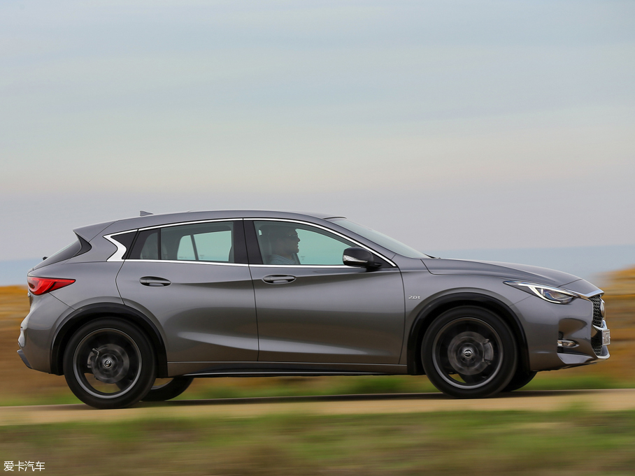 2015��Ӣ�����Q30 S