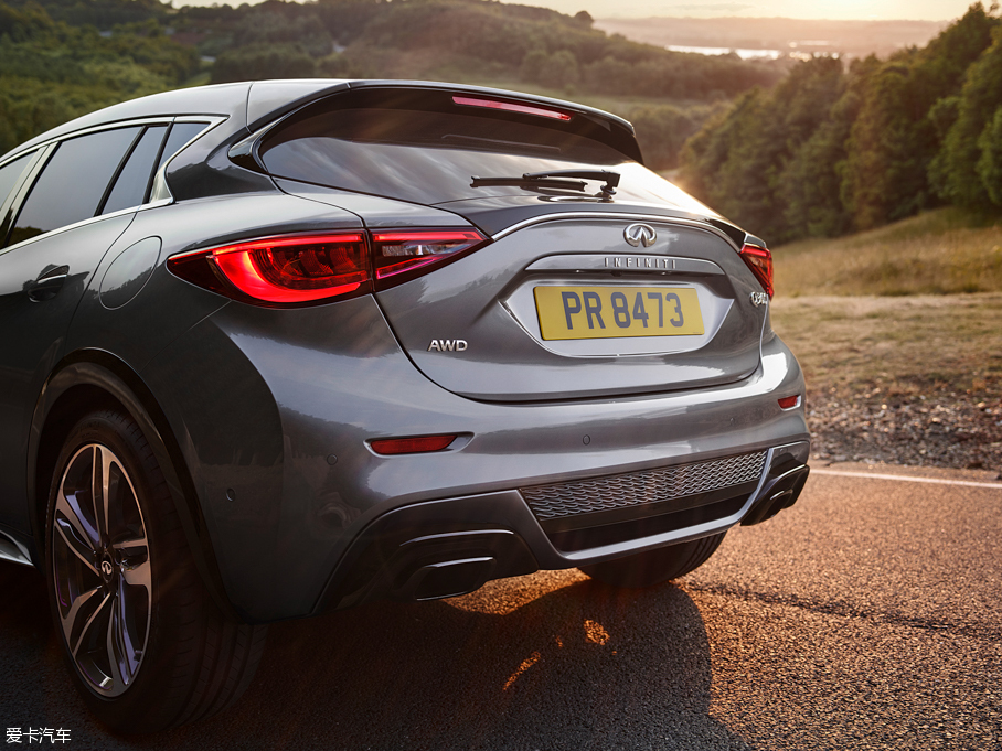 2015��Ӣ�����Q30 S