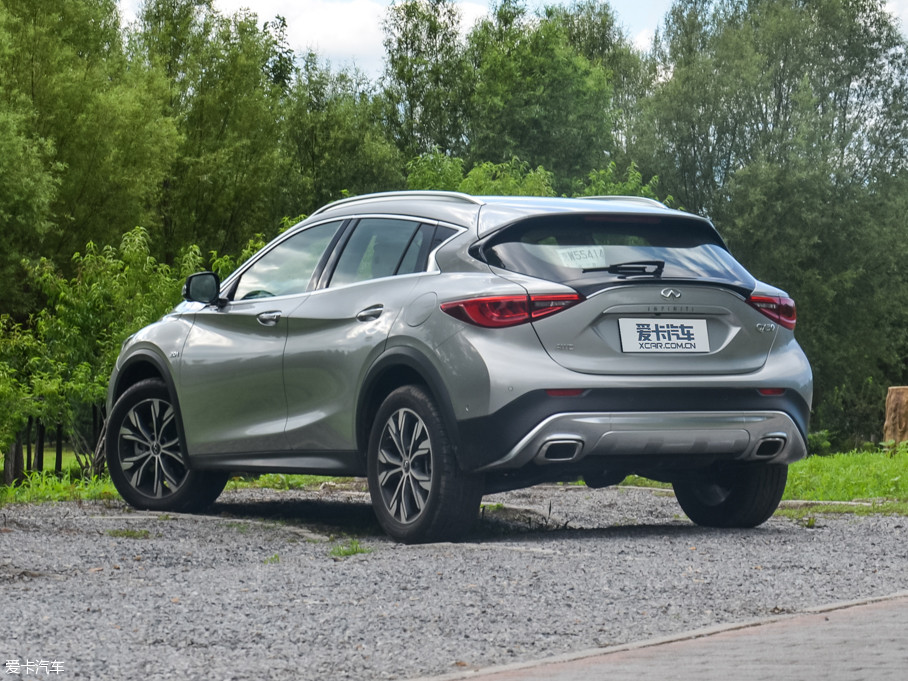 ӢQX30