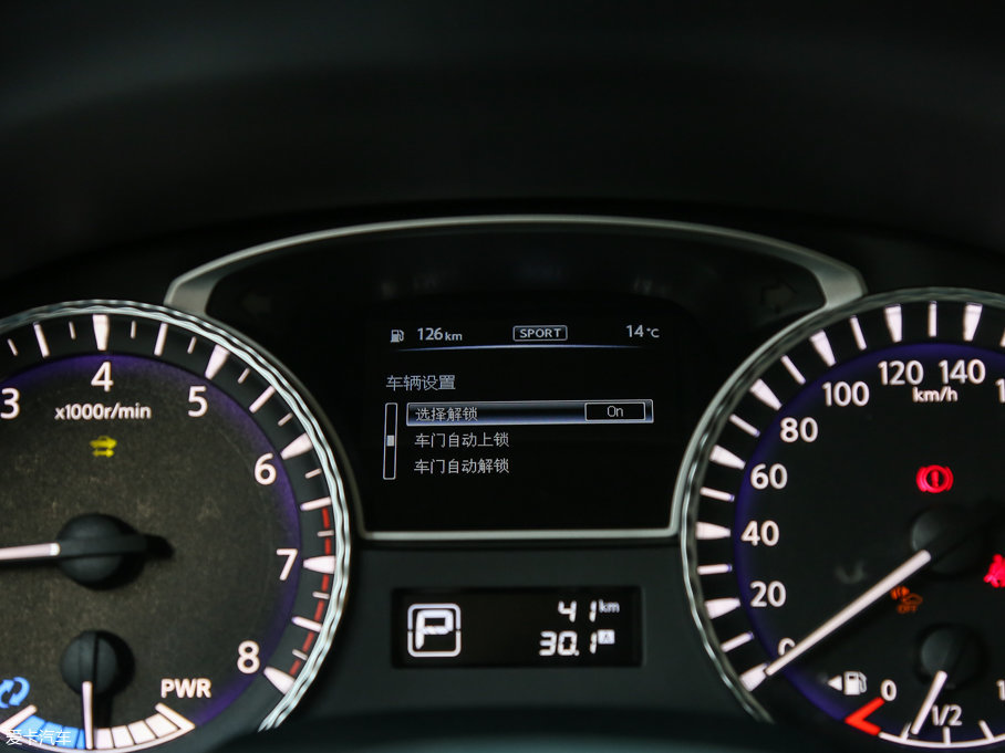 2016ӢQX60 Hybrid 2.5T Hybrid ׿Խ