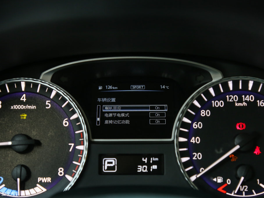 2016ӢQX60 Hybrid 2.5T Hybrid ׿Խ