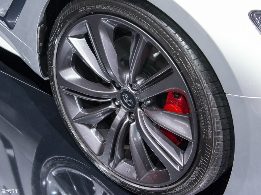 2016��Ӣ�����Q60S Coupe