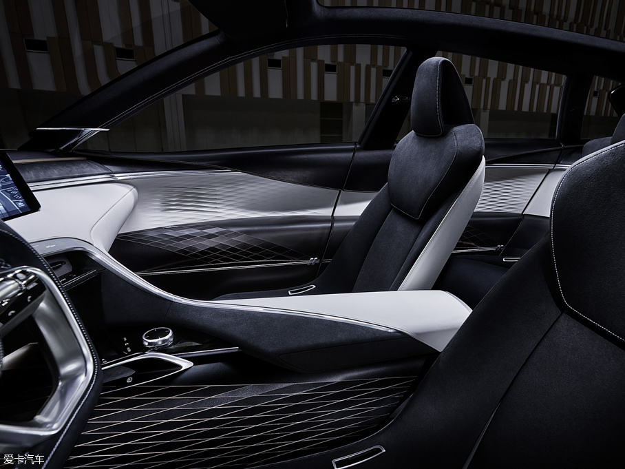 2016QX Sport Inspiration ܇