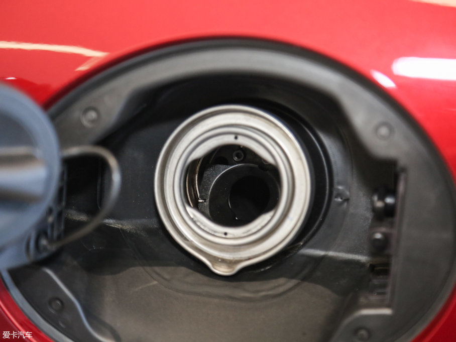 2017ӢQX30 2.0T (q)rа