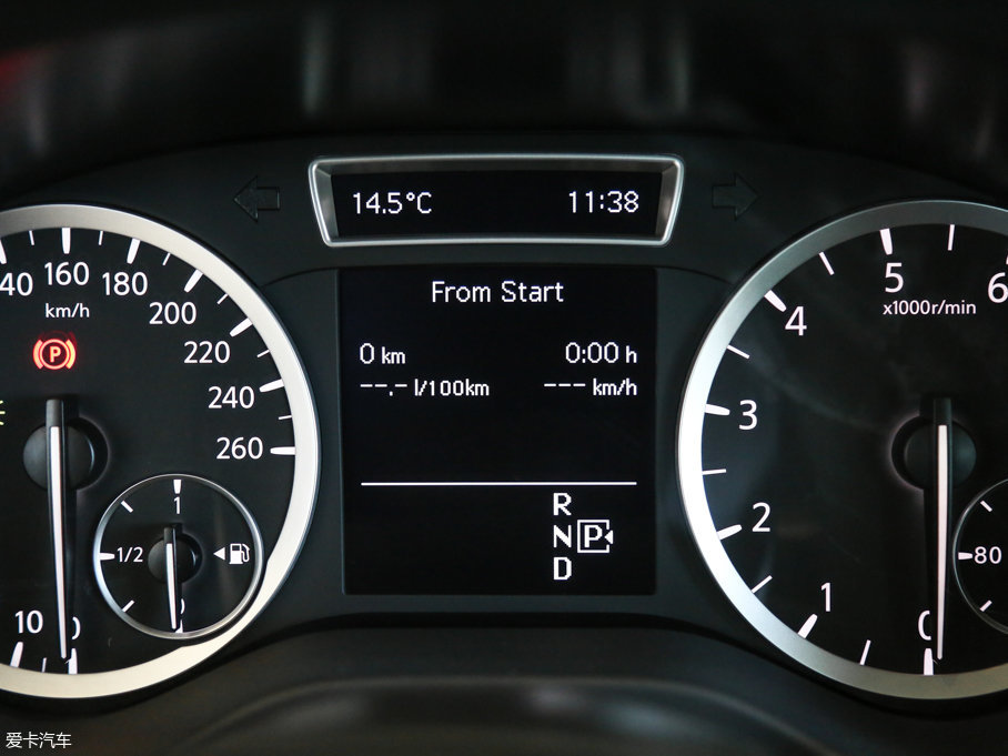 2017ӢQX30 2.0T (q)rа