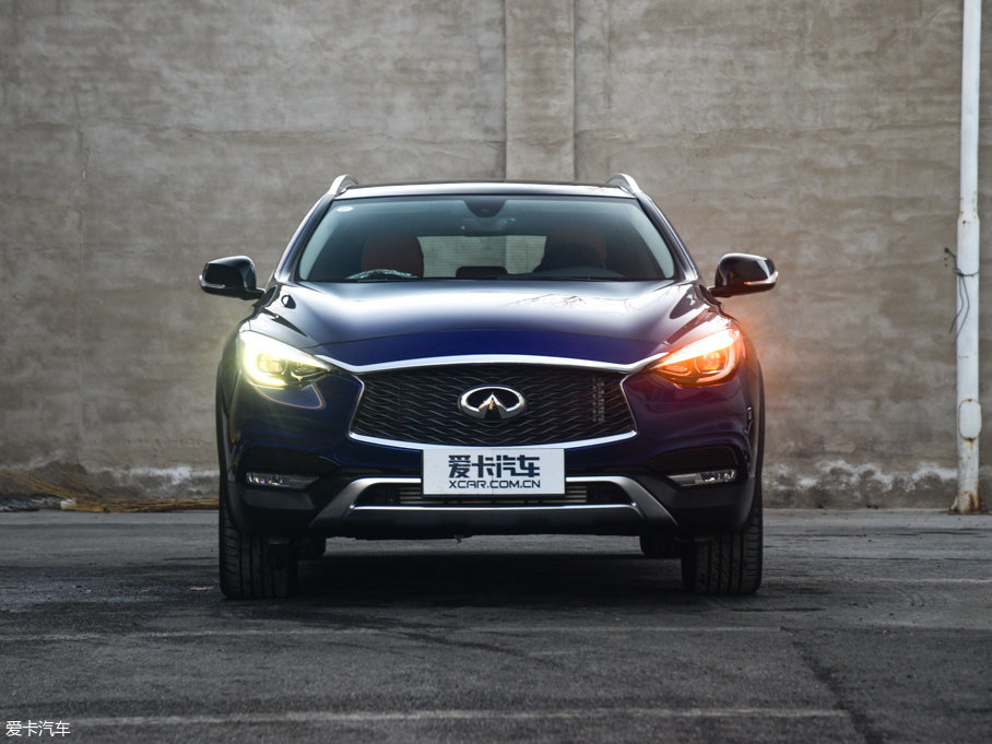 2017ӢQX30 2.0T (q)\(yn)(dng)