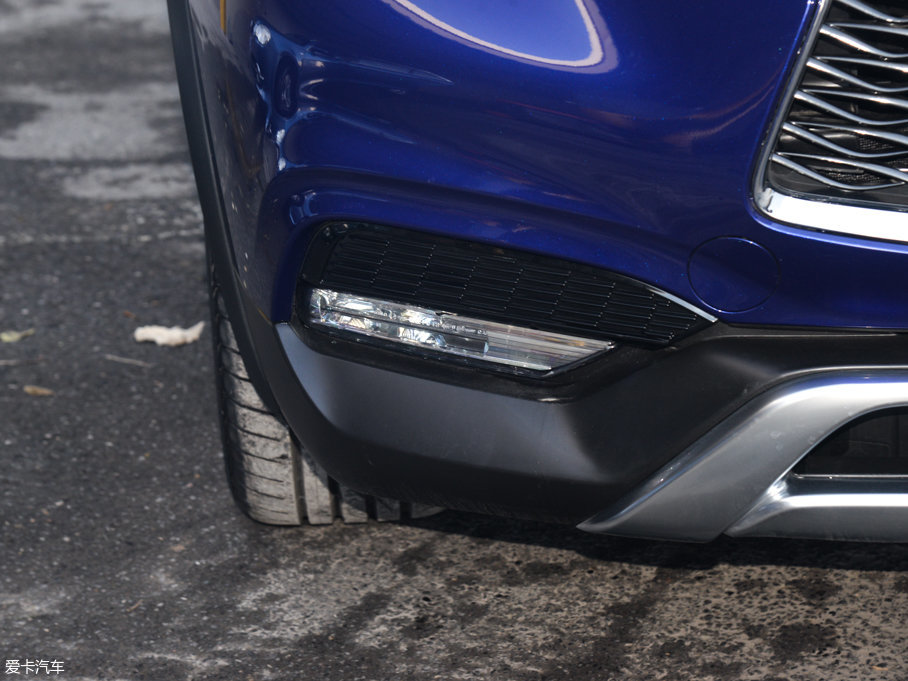 2017ӢQX30 2.0T (q)\(yn)(dng)