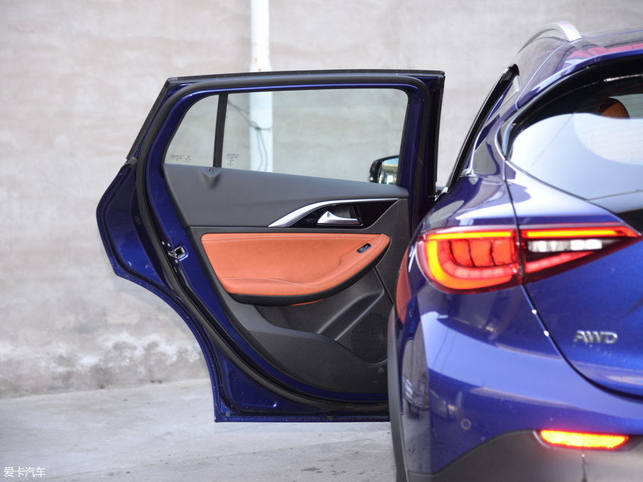 2017ӢQX30 2.0T (q)\(yn)(dng)