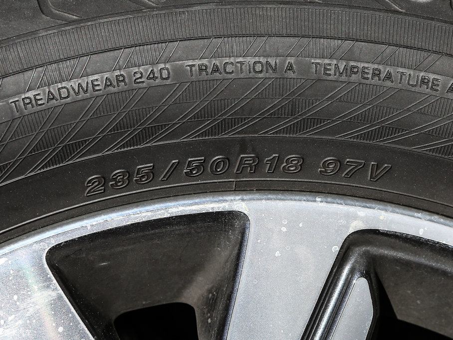 2017ӢQX30 2.0T (q)\(yn)(dng)