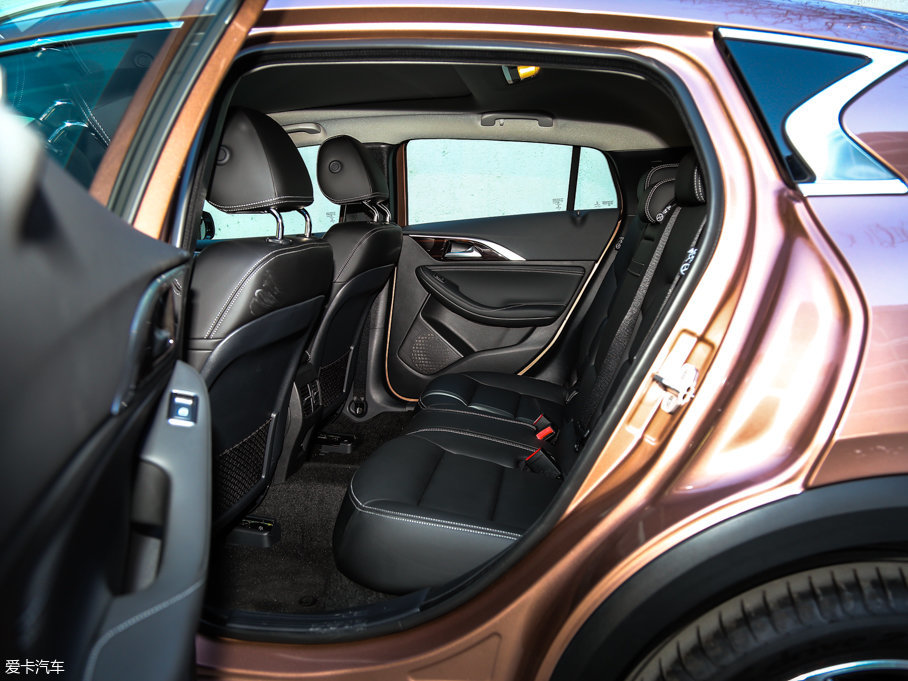 2017ӢQX30 2.0T (q)\(yn)(dng)