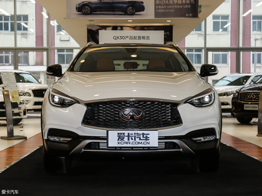 2017ӢQX30 2.0T (q)rа