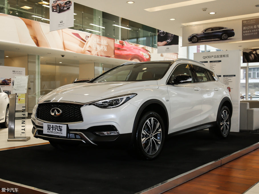 2017ӢQX30 2.0T (q)rа