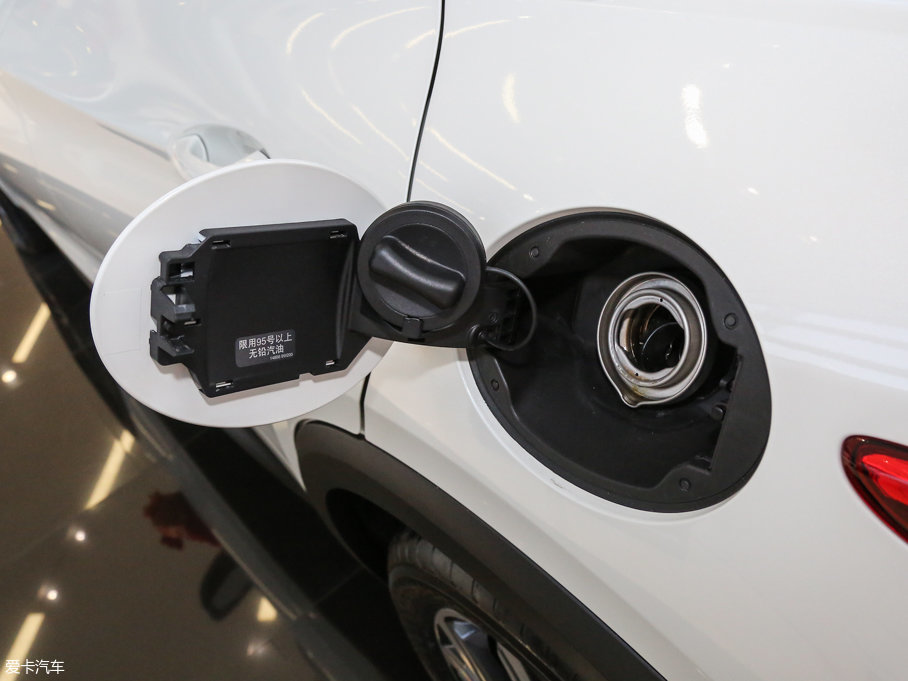 2017ӢQX30 2.0T (q)\(yn)(dng)