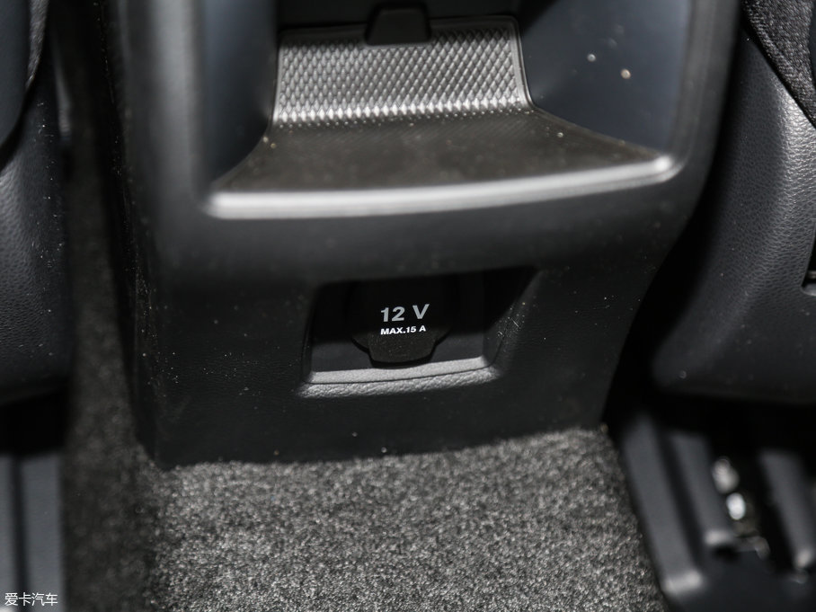 2017ӢQX30 1.6T (q)r(sh)а