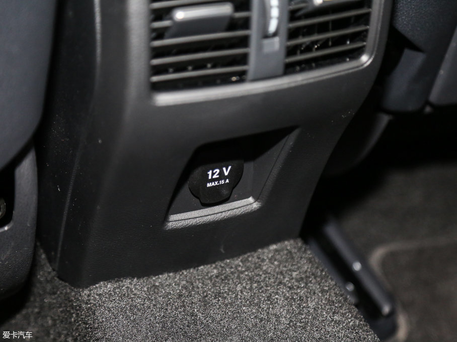 2017ӢQX30 1.6T (q)\(yn)(dng)