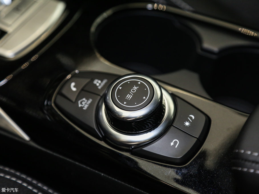 2017ӢQX30 1.6T (q)\(yn)(dng)