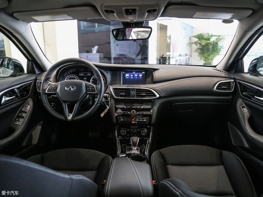 2017ӢQX30 1.6T (q)\Ӱ