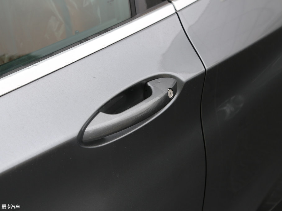 2017ӢQX30 2.0T (q)\(yn)(dng)