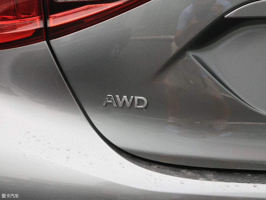 2017ӢQX30 2.0T (q)\(yn)(dng)