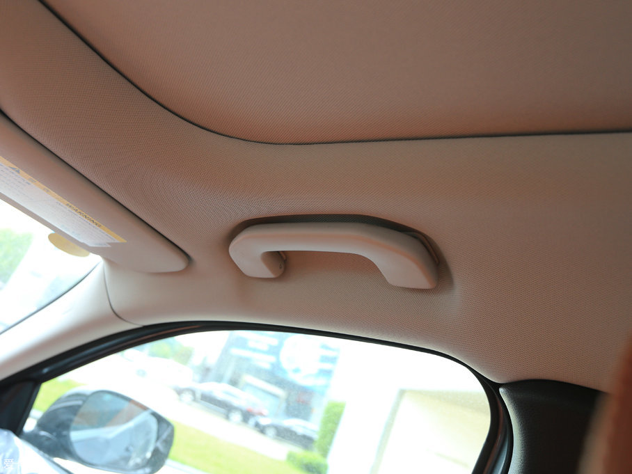 2017ӢQX30 2.0T (q)\(yn)(dng)