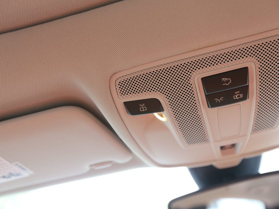 2017ӢQX30 2.0T (q)\(yn)(dng)