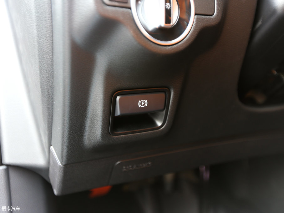 2017ӢQX30 2.0T (q)\Ӱ