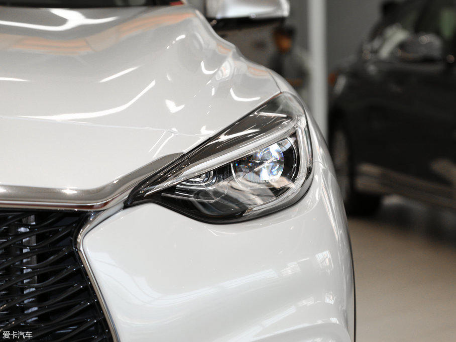 2017ӢQX30 1.6T (q)\(yn)(dng)