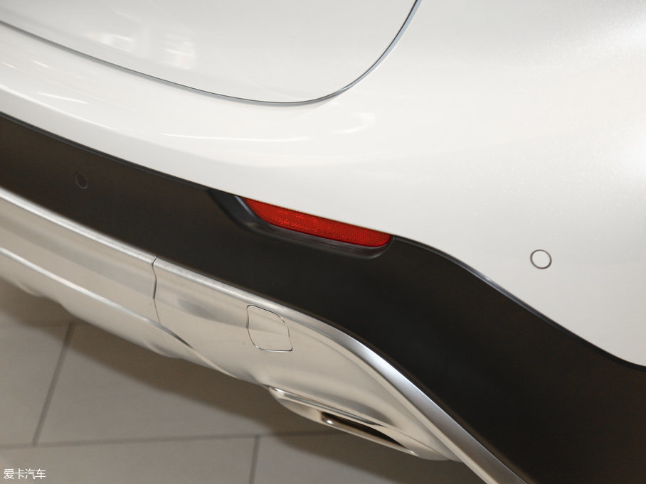 2017ӢQX30 1.6T (q)\(yn)Ӱ