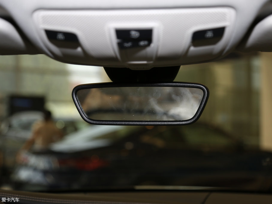 2017ӢQX30 1.6T (q)\(yn)(dng)