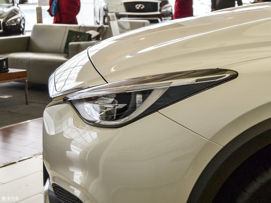 2017ӢQX30 1.6T (q)r(sh)а