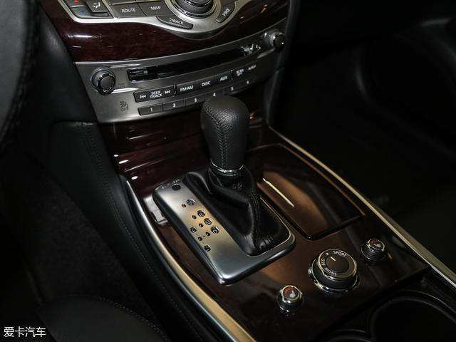 英菲尼迪(進口)2017款英菲尼迪Q70L