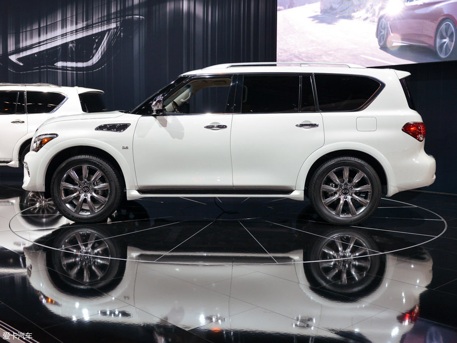 2017ӢQX80 Signature Edition