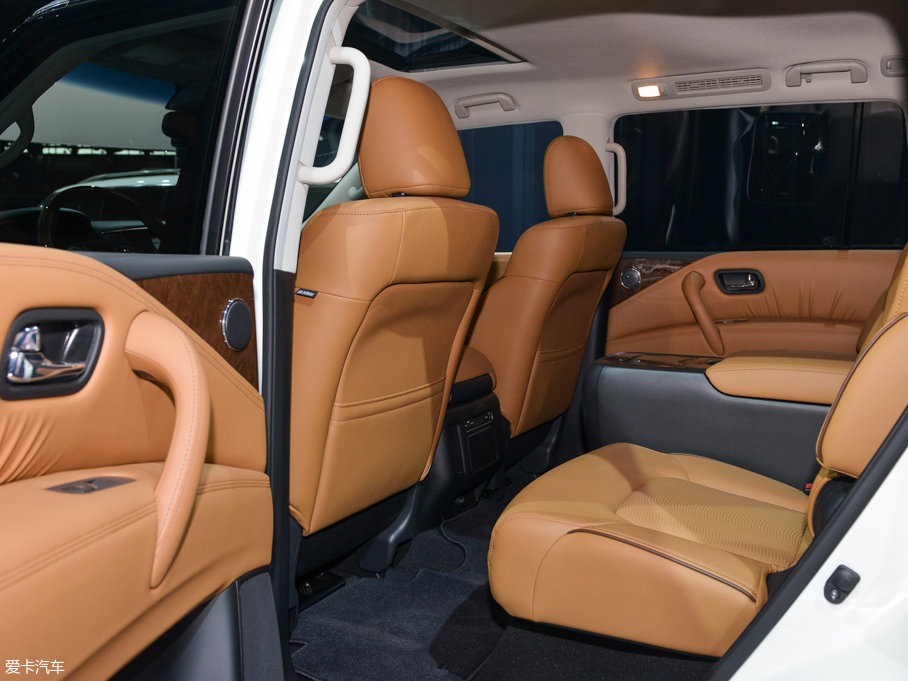 2017ӢQX80 Signature Edition