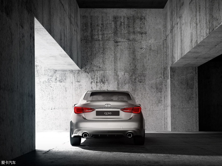 2017ӢQ50 Signature Edition