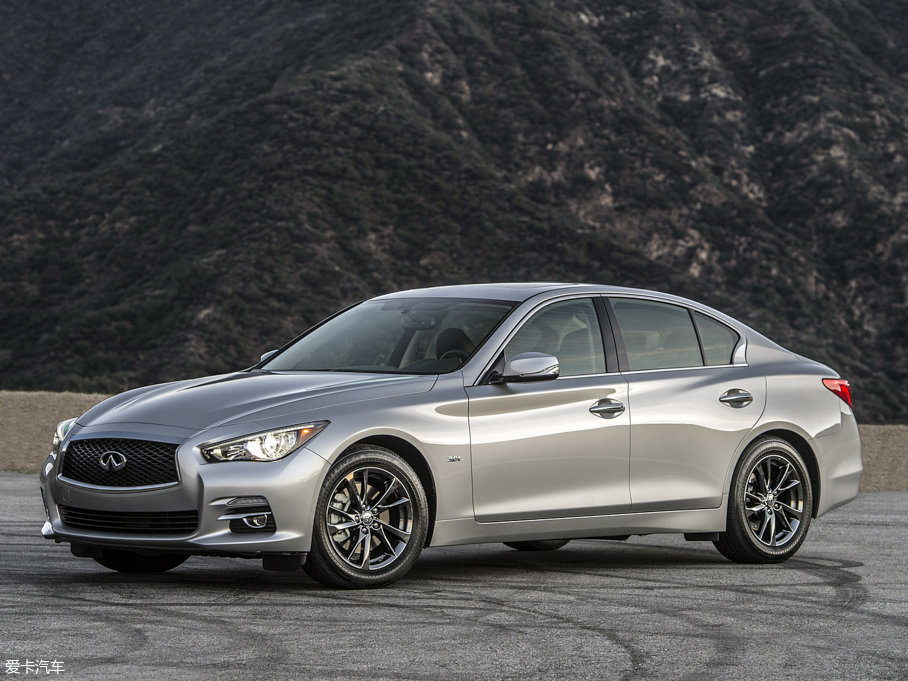 2017ӢQ50 Signature Edition