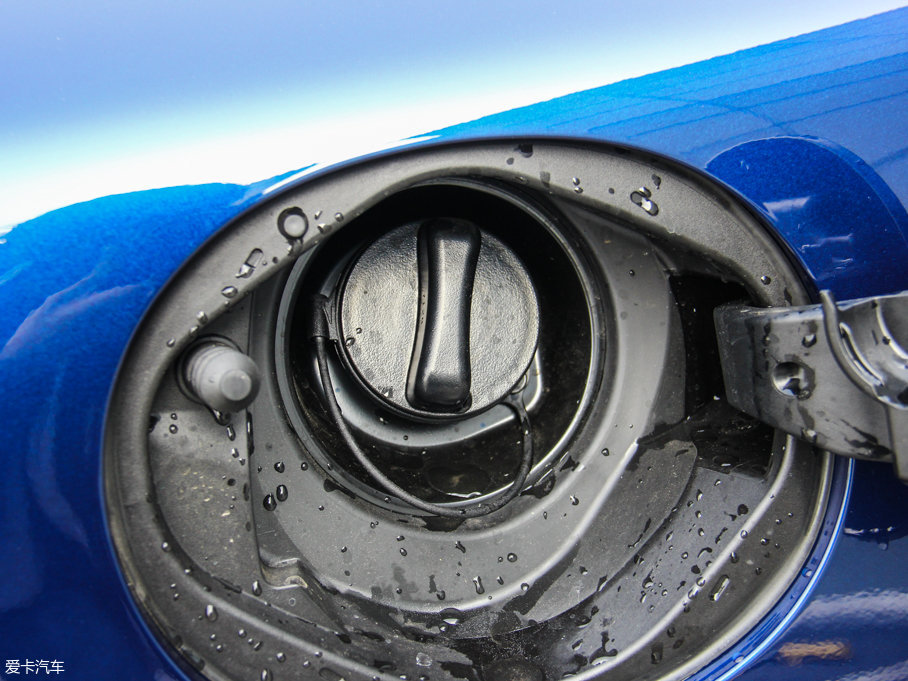 2017��Ӣ�����Q60 2.0T ���A��