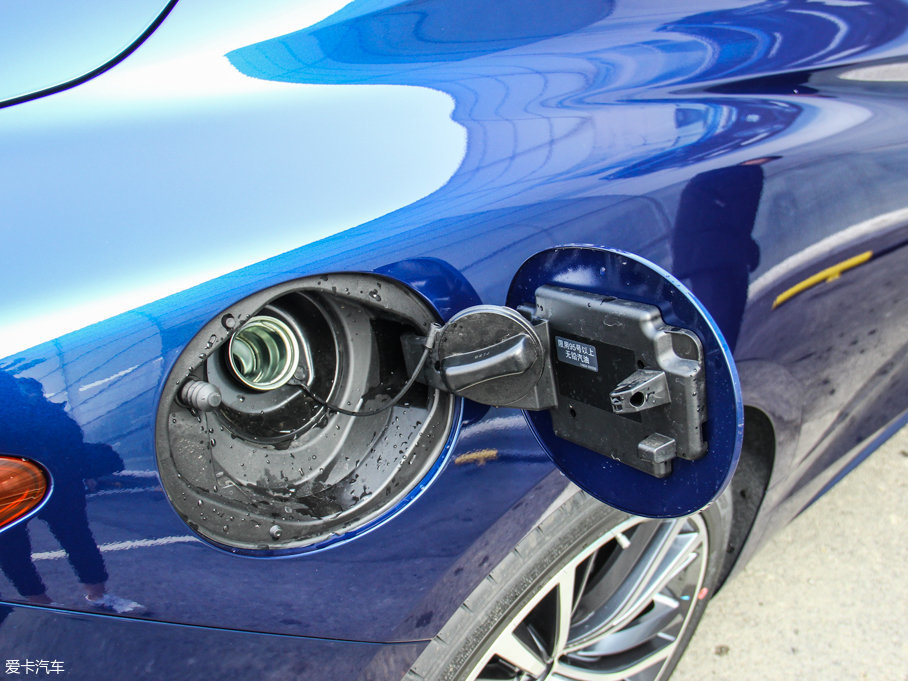 2017��Ӣ�����Q60 2.0T ���A��