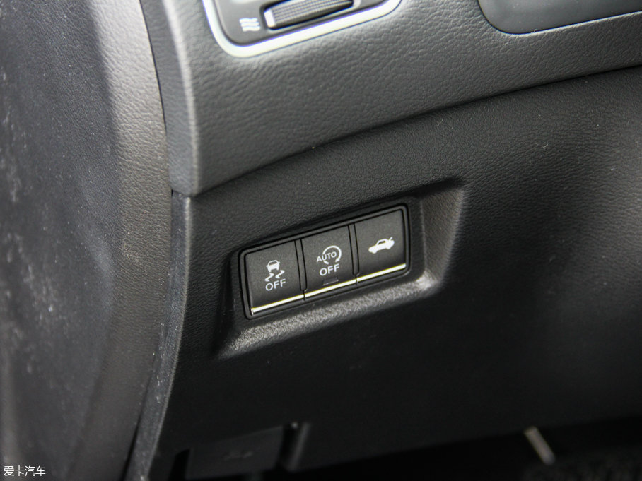 2017��Ӣ�����Q60 2.0T ���A��