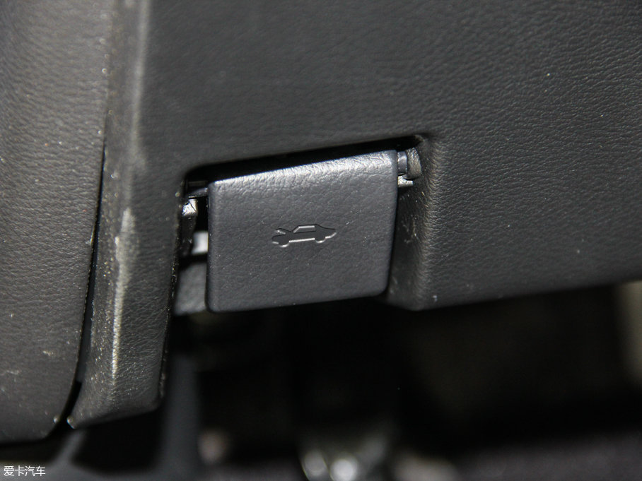 2017��Ӣ�����Q60 2.0T ���A��